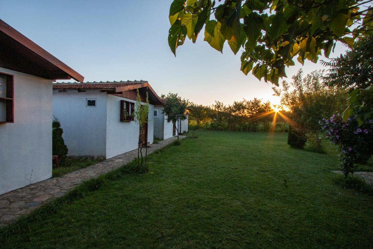 La Livada Villa Greci Eksteriør bilde